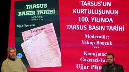 ‘TARSUS’UN KURTULUŞUNUN 100. YILINDA TARSUS BASIN TARİHİ’ ADLI SÖYLEŞİ GAZETECİ YAKUP BONCUK’UN MODERATÖRLÜĞÜNDE GERÇEKLEŞTİ