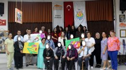 UNUTMADIM YANINDAYIM PROJESİ’NİN FİNAL PROGRAMINDA DUYGUSAL ANLAR YAŞANDI