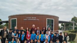 TARSUS ÜLKER AYDIN YAŞLI DAYANIŞMA EVİ KUŞAKLAR ARASI İLETİŞİME SAHNE OLDU