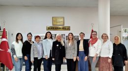 ÇUKUROVA GENÇ GİRİŞİMCİ İŞ İNSANLARI DERNEĞİ (ÇUGİDER) TARSUS ŞUBESİ ALZHEİMER DERNEĞİ’Nİ ZİYARET ETTİ