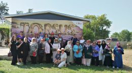 ALZHEİMER TARSUS GÖNÜLLÜLERİNDEN LAVANTA KOKULARI ARASINDA FARKINDALIK ETKİNLİĞİ