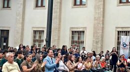 TARSUS MÜZESİ’NDE “EKİM ŞARKILARI” KONSERİNE YOĞUN İLGİ